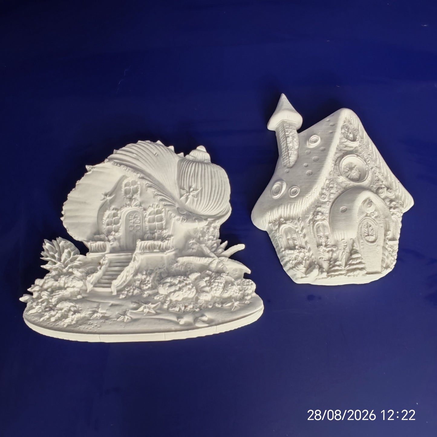 Cottages Paintable Kit