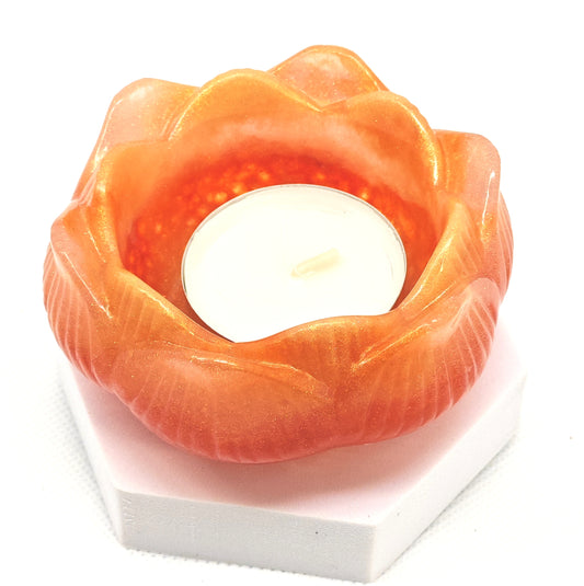 Lily tealight in Golden Autumn colours