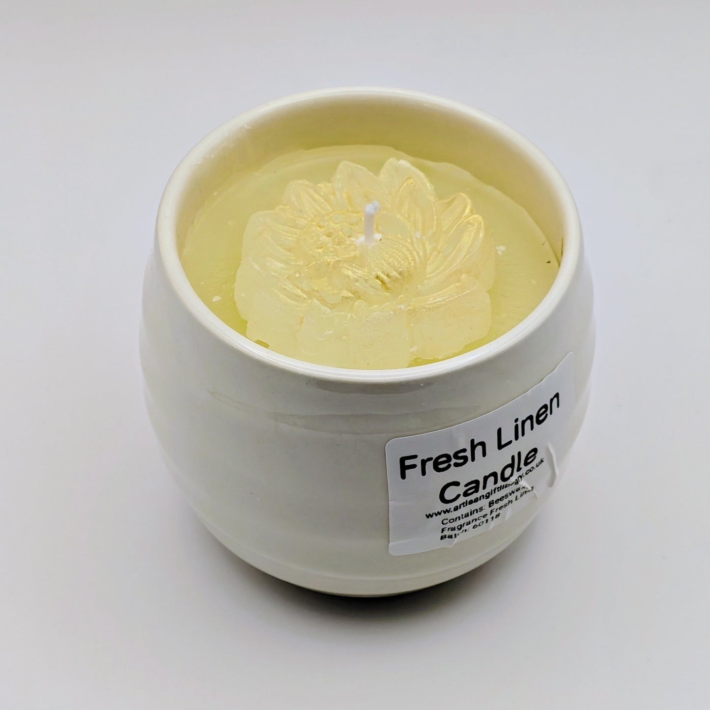 Fresh Linen Pottery Jar Candle