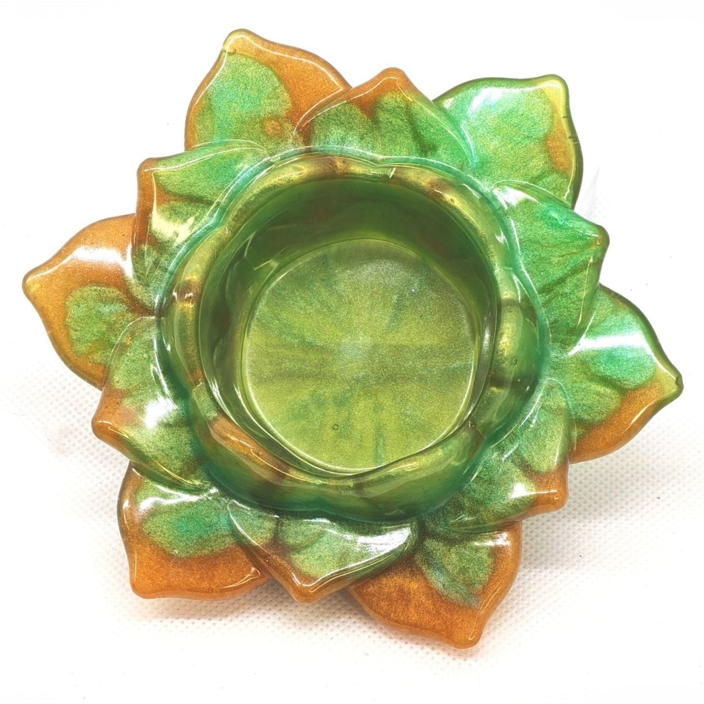 Waterlily Tealight holder Pearl Green and Gold